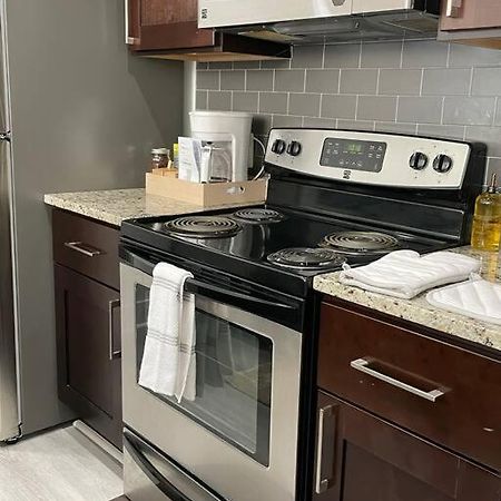 Cozy, High Rise, Large Studio Facing Downtown . Apartment Балтимор Екстериор снимка