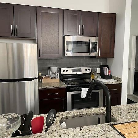 Cozy, High Rise, Large Studio Facing Downtown . Apartment Балтимор Екстериор снимка
